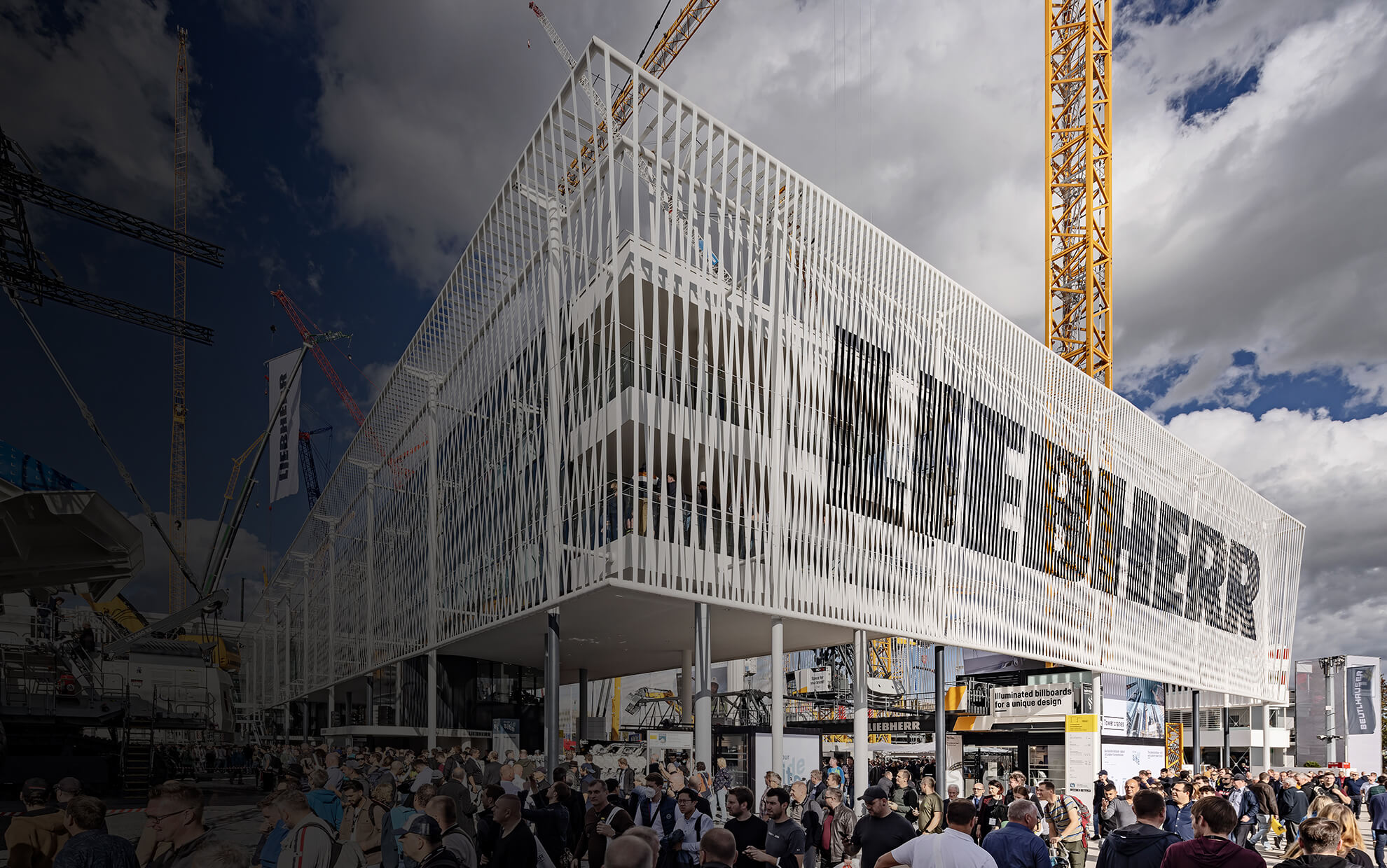 Display International builds multi-storey XXL exhibition stand for Liebherr at Bauma 2022.