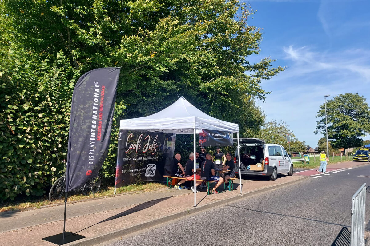 Das DI-Team beim Aachener Firmenlauf 2025 – motiviert, vereint und bereit für die Strecke.