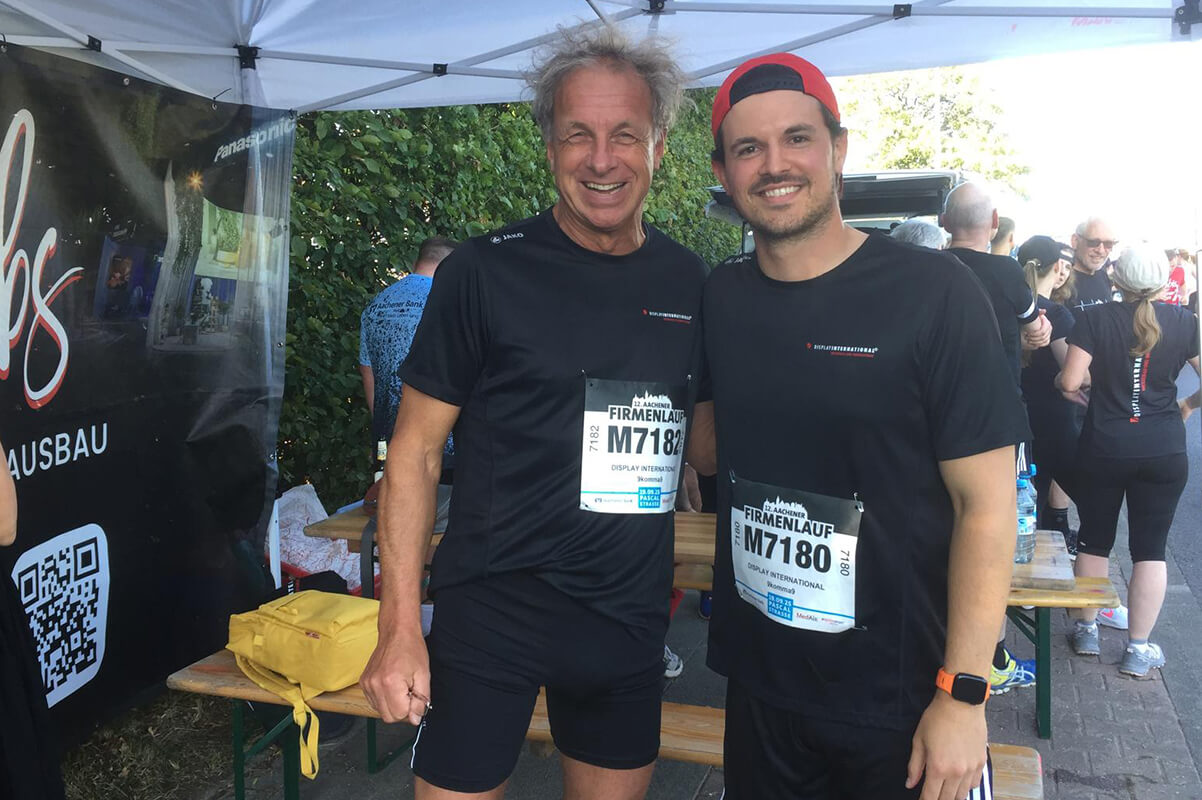 Mit voller Energie auf der Strecke – gemeinsam sportlich aktiv sein macht Spaß: Klaus-Dieter Hakelberg und Nico Falck.