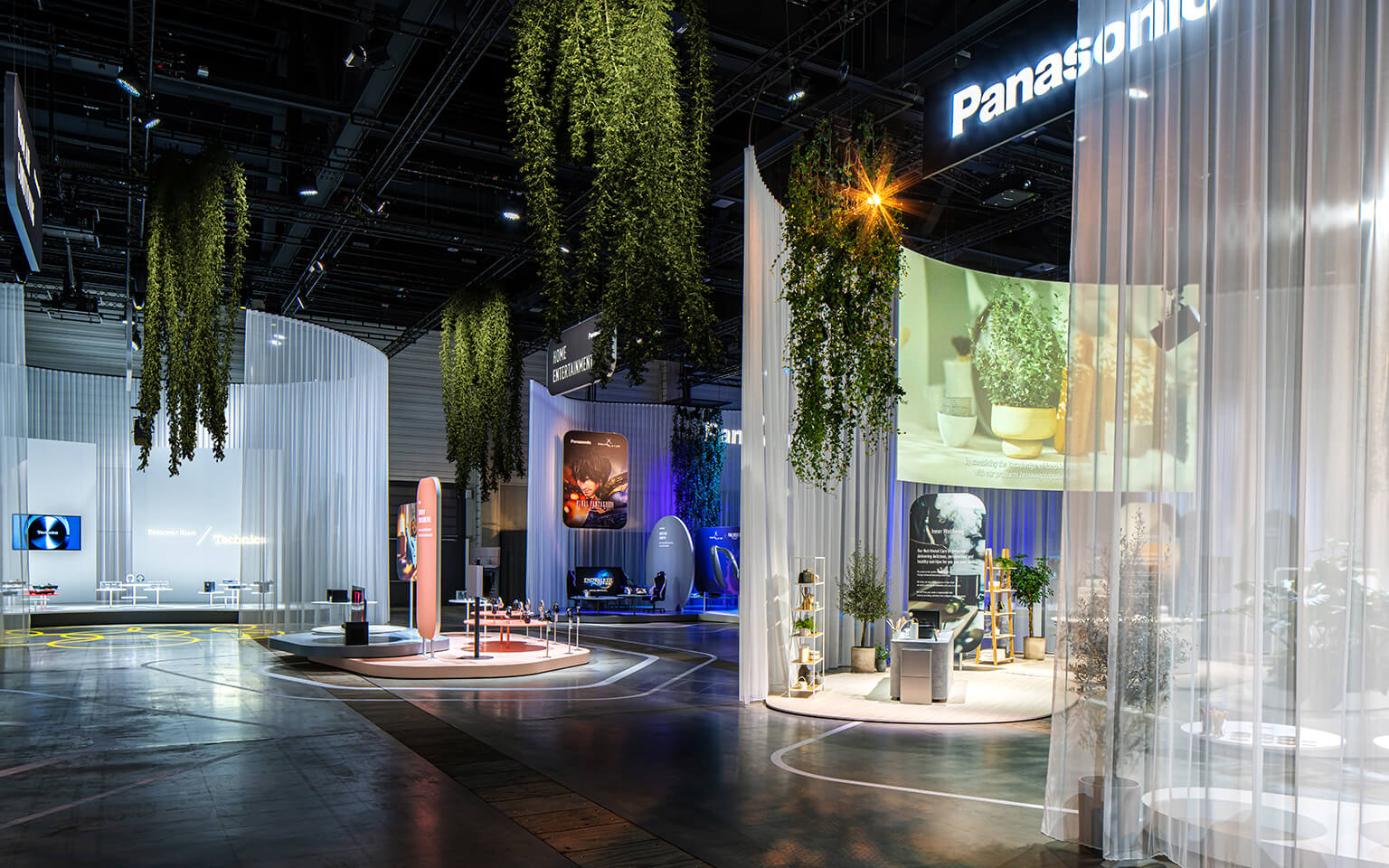 New stand concept for Panasonic with sustainable exhibition stand construction by Display International with reduces CO2 emissions by more than 70%.