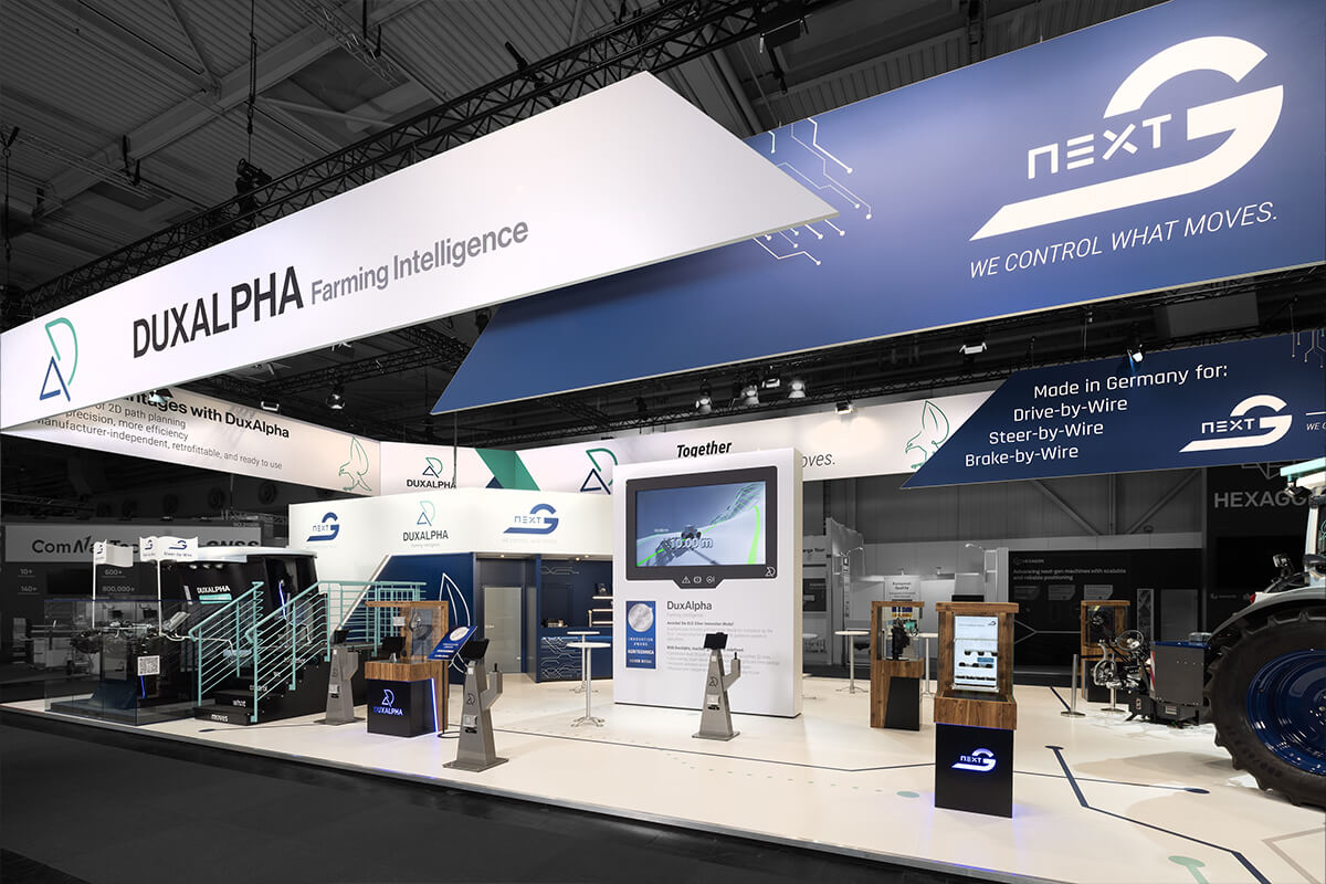 High-End-Messebau für die Agrartechnik: Präzise gefertigte Exponate und durchdachte Präsentation auf der Agritechnica.