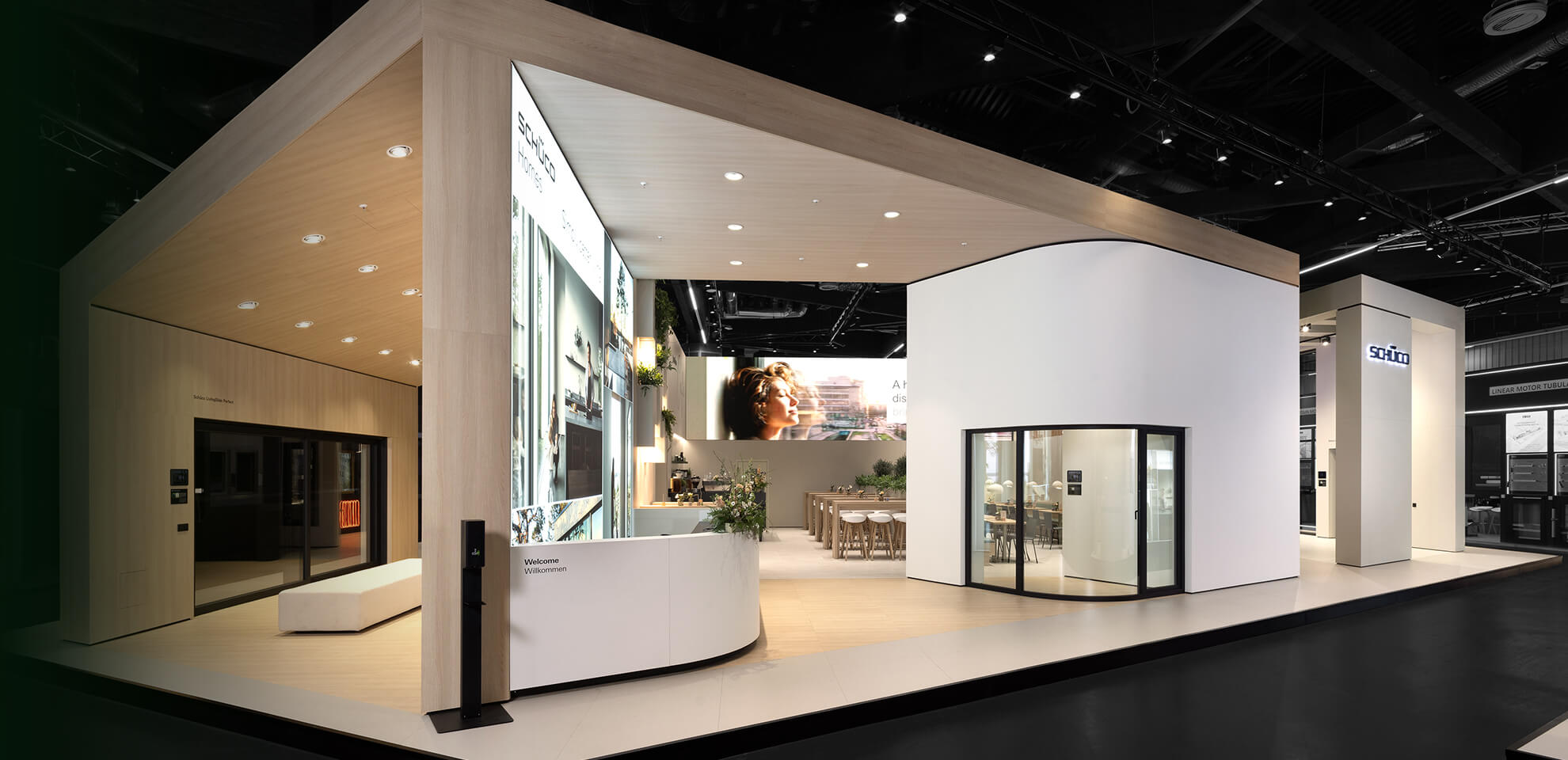 Spacious Schüco exhibition stand at Fensterbau Frontale Nuremberg – modern stand construction with clean design and premium brand presentation.