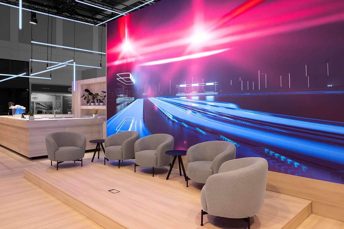 Individuelles Messestanddesign für SPITZKE SE auf der InnoTrans 2026 – offen, kommunikativ und auf die Marke abgestimmt.