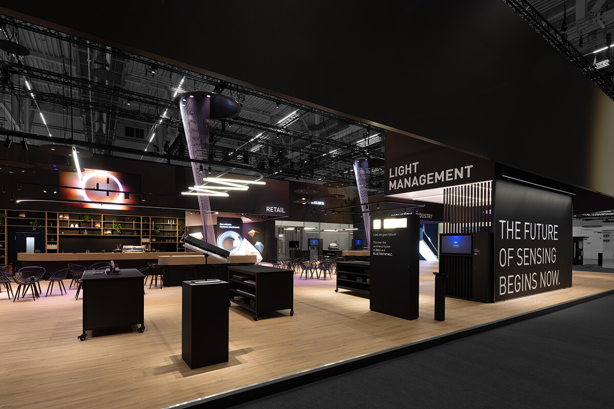 Premium brand presentation by TRILUX with a sustainable exhibition stand concept