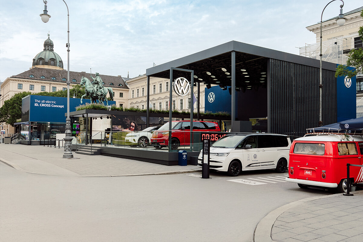 Messebau trifft Markenvision. Der Volkswagen Stand auf der IAA Mobility 2025 – umgesetzt von Display International mit höchstem Qualitätsanspruch.